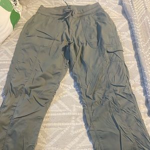 Used size medium The North Face hiking pants
